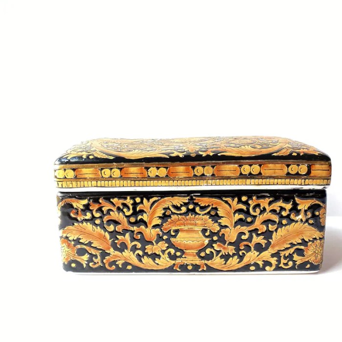 Decorative Boxes | Buy Decorative Box Online | Best Prices